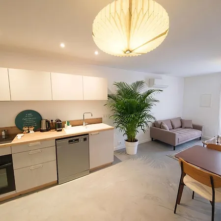Апартаменты Les Du Parc - Sejour Elegant Face Au Parc Simone Veil De 2 A 2 Minutes Des Halles