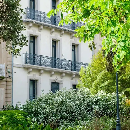 Les Du Parc - Sejour Elegant Face Au Parc Simone Veil De 2 A 2 Minutes Des Halles *